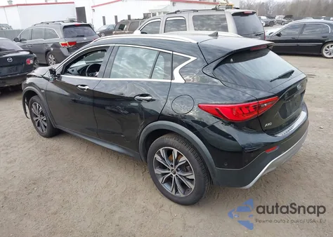 2017 Infiniti Qx30 Premium z USA, uszkodzony, nr VIN SJKCH5CR1HA035355